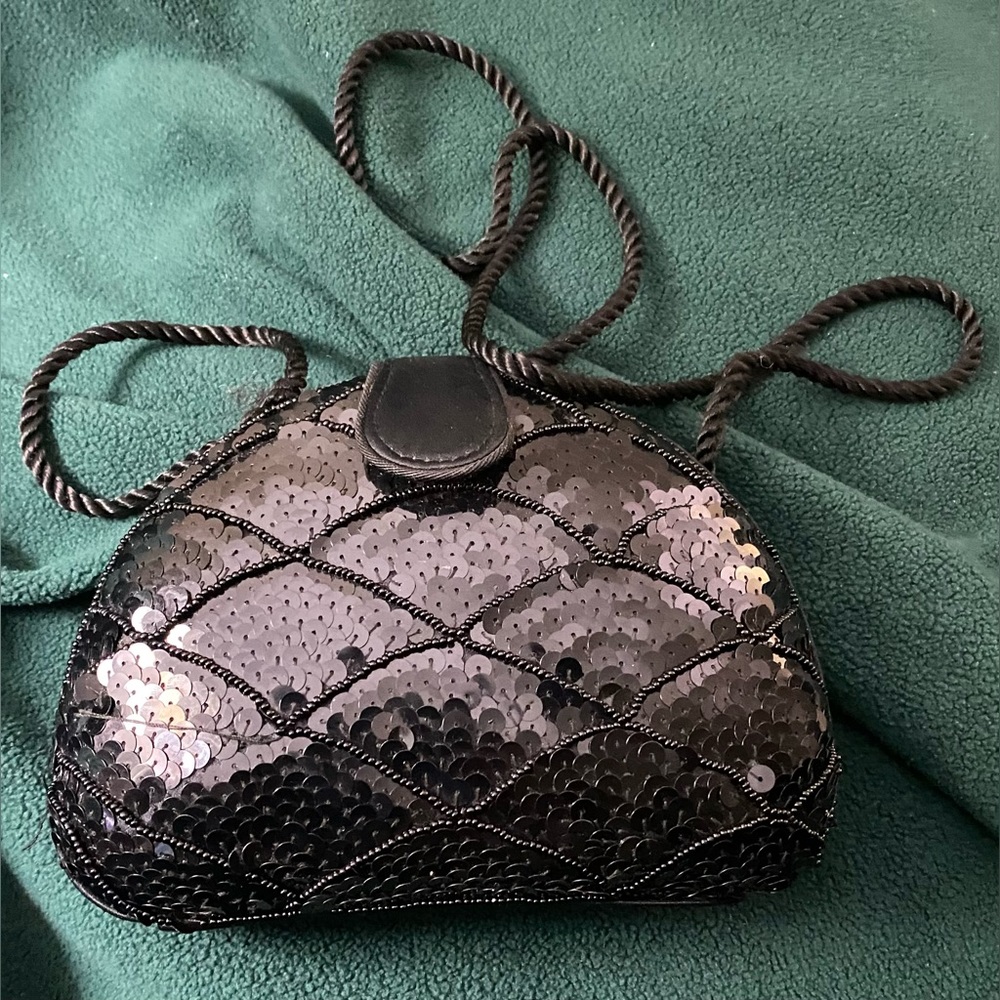Vintage Black Sequin Small Clutch with Crossbody Strap